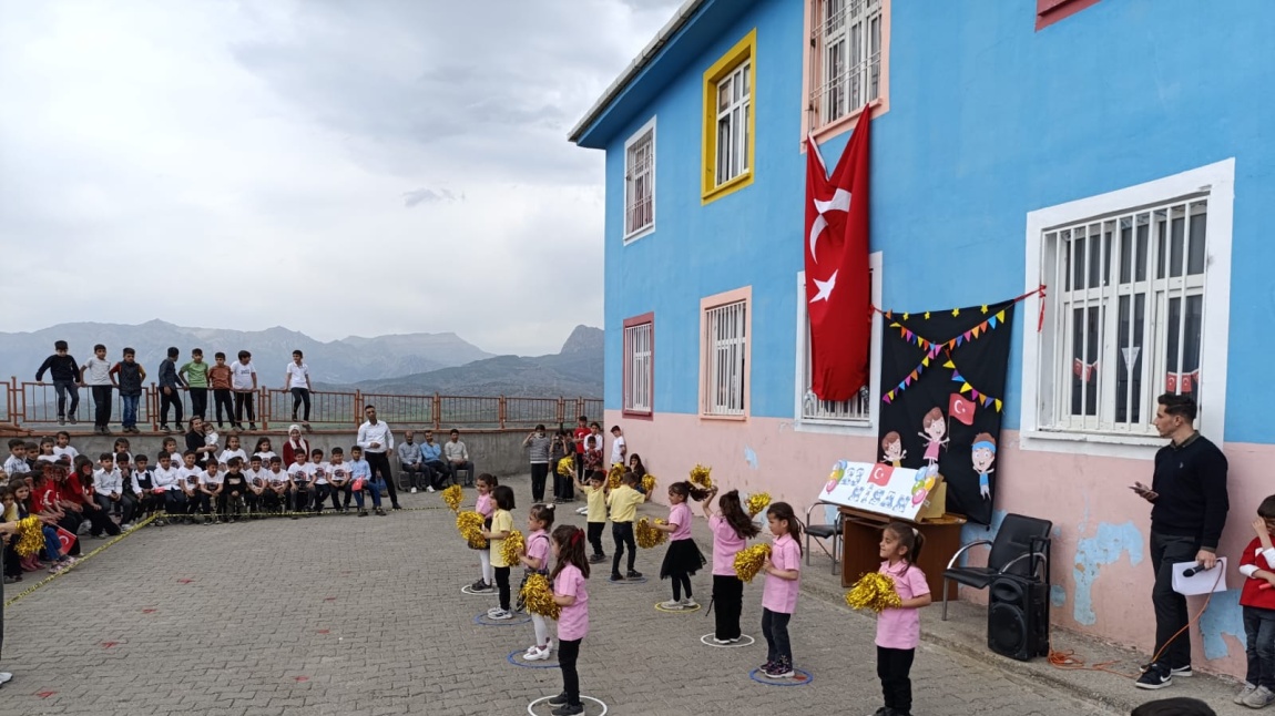 23 Nisan Ulusal Egemenlik ve Çocuk Bayramı 